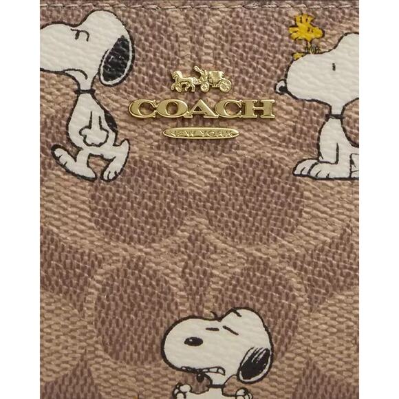 NWT Coach X Peanuts CBN32 Snap Wallet In Signature Canvas &Leather Snoopy Print - Picture 8 of 10